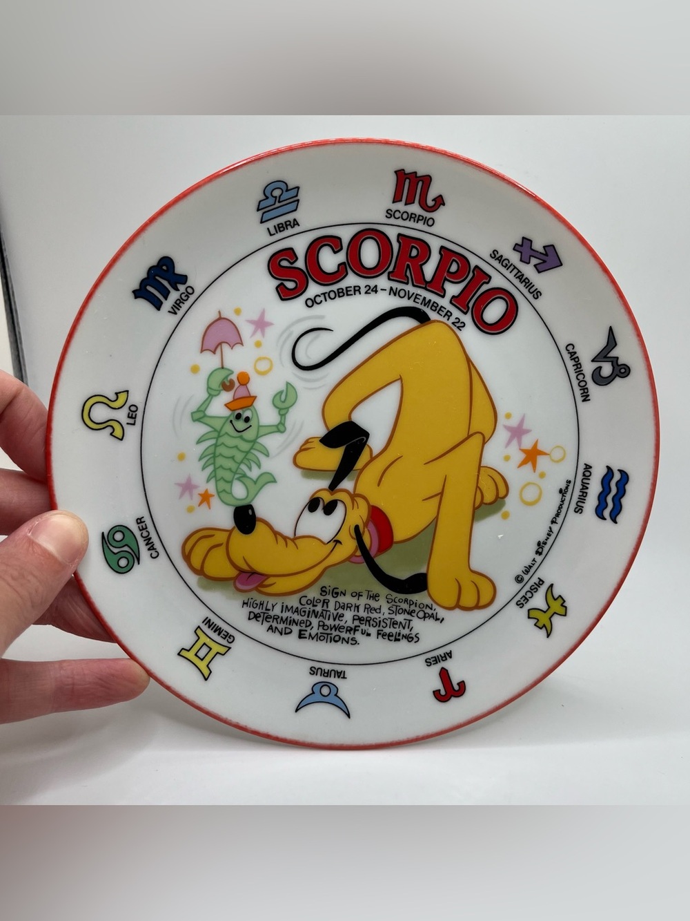 Vintage Schmid Disney Signs of the Zodiac Scorpio Pluto Decorative Plate 6.5"